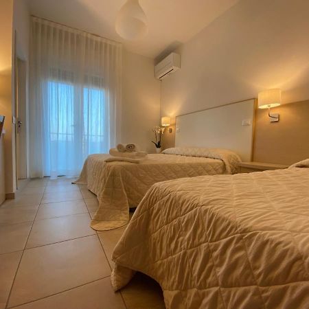 Hotel Palladio B&B Cervia Exterior foto