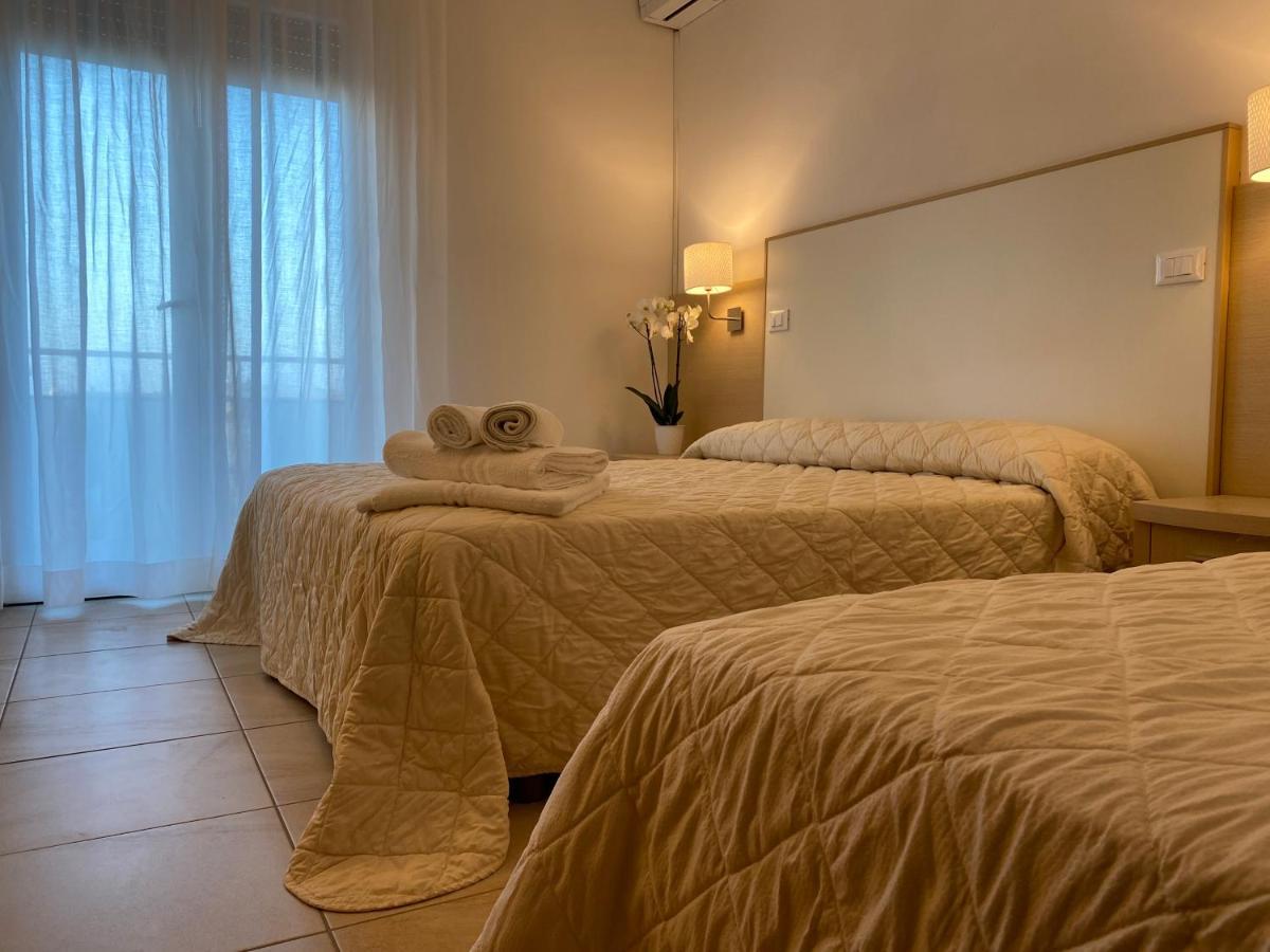 Hotel Palladio B&B Cervia Exterior foto
